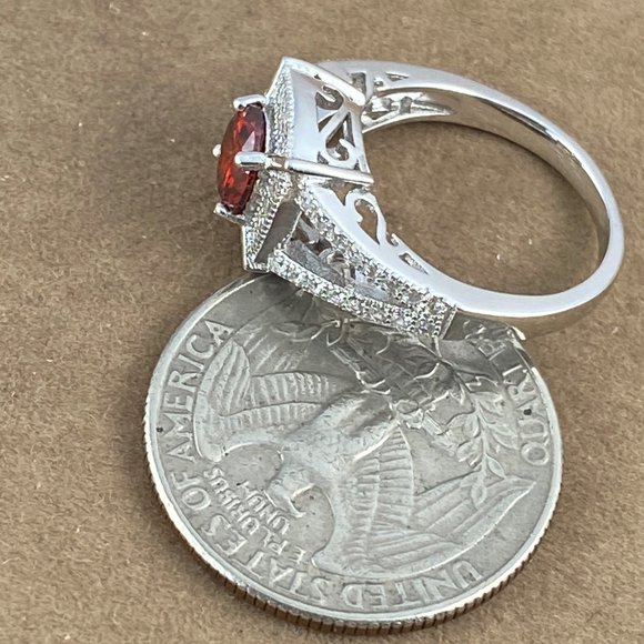 1CT Radiant Garnet 925 Silver Modern Design with CZ Set V Sides - Picture 5 of 6